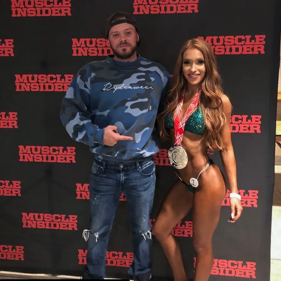 Adapted Physiques client result: Bikini, on stage